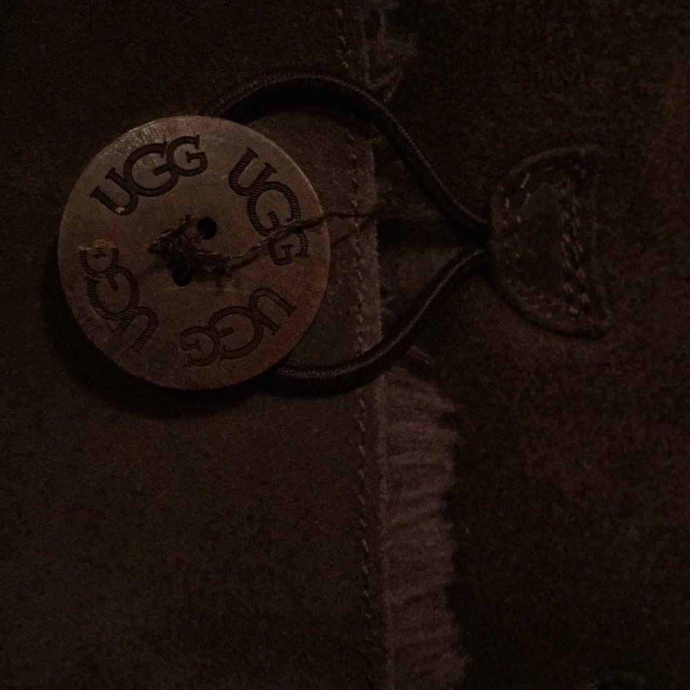 Bailey Button Triple Ii Ugg Boot Size 9 - image 7